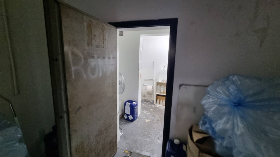 To Let Commercial Property for Rent in Woodstock Western Cape